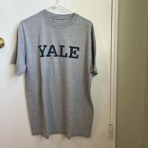 Yale Vintage Gray T-Shirt